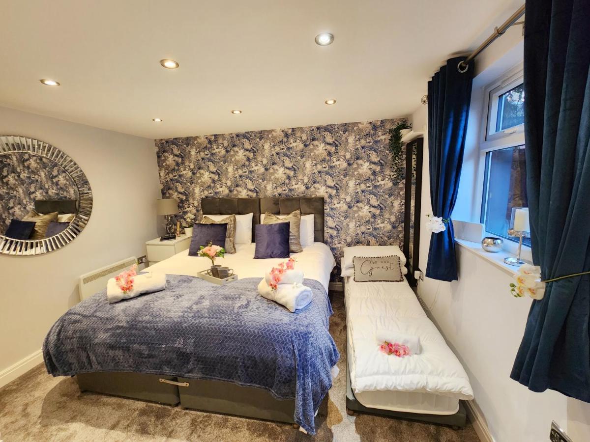 Studio Apartment The Den Colnbrook Luaran gambar