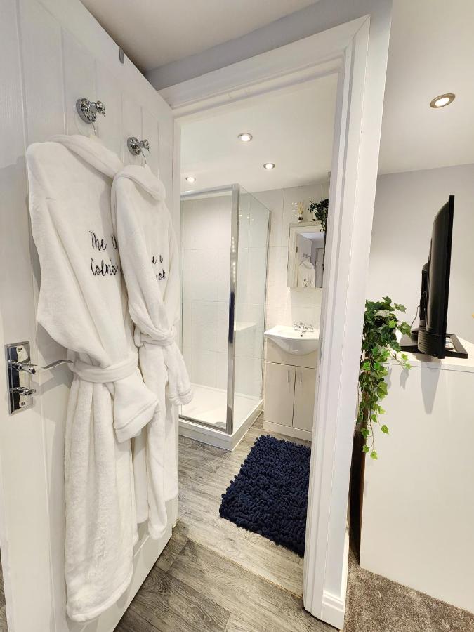 Studio Apartment The Den Colnbrook Luaran gambar